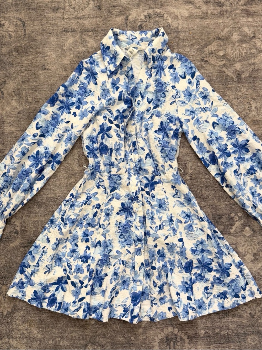 H&M White and Blue Floral Button-Front Dress